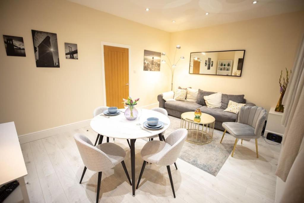 Apartment Hammersmith Apollo 1 Bedroom *